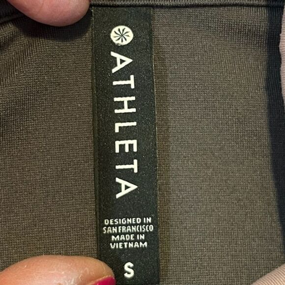 ATHLETA Hermosa Mock Neck Sweatshirt Shale/ Flora Mauve Women’s Size Small - Picture 6 of 8